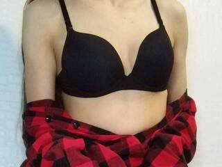 Chat vidéo érotique FOXY2023