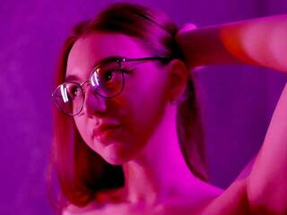 Chat vidéo érotique FreyaAdams