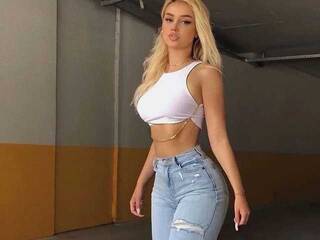 Chat vidéo érotique Fronezart