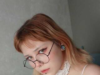 Chat vidéo érotique Furiyssh