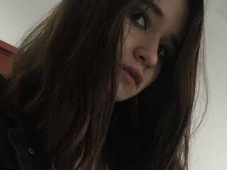 Chat vidéo érotique FXRTUN3