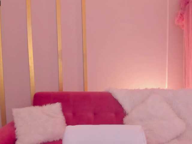 Photos GabbieM21 Meet me and touch my pussy to feel how much pleasure I can give you! ♥ Rub clit at goal 138