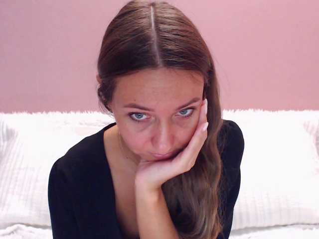 Photos Gamora- Hello everyone, I only go to full private. I don't undress in the free chat ..