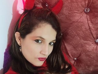 Chat vidéo érotique GatubelaHot69