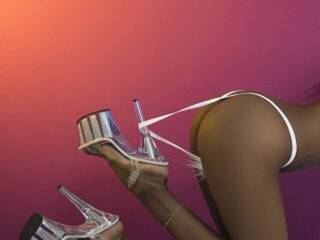 Chat vidéo érotique GinnaBolton