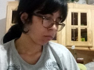 Chat vidéo érotique Girl223