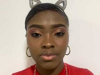 Chat vidéo érotique GirlQueen