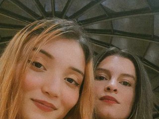 Chat vidéo érotique Glossier-cherry