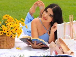 Chat vidéo érotique HairyValeri