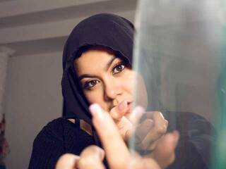 Chat vidéo érotique halimabashar