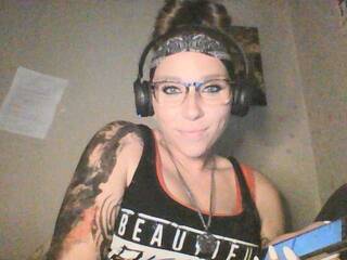 Chat vidéo érotique Harlemhotshot