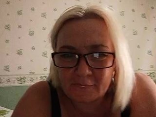 Chat vidéo érotique HelenaGloss