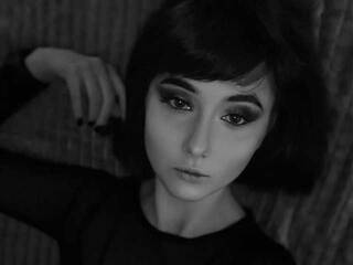 Chat vidéo érotique Helenaobscura