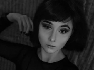 Chat vidéo érotique Helenaobscura