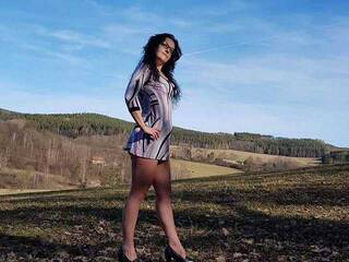 Chat vidéo érotique Helenka02