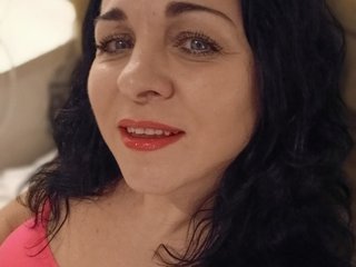 Chat vidéo érotique HelenKiss31Lee