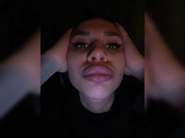 Captures d'écran de diffusion Helgapotakki