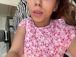 Chat vidéo érotique KristinaBounty