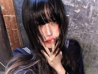 Chat vidéo érotique Hi-Mika