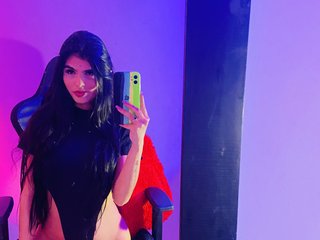 Chat vidéo érotique HilaryRios