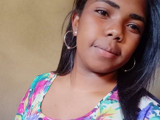 Chat vidéo érotique Honeyhoney3