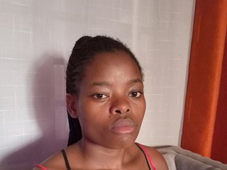 Chat vidéo érotique Honeyme24