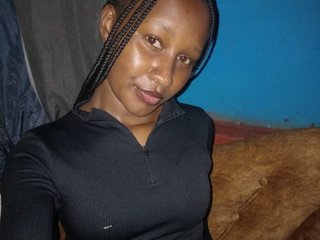 Chat vidéo érotique Hornycee2