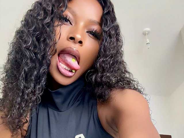 Photo du profil Hornylilbirdie
