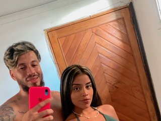 Chat vidéo érotique Hornycouple18