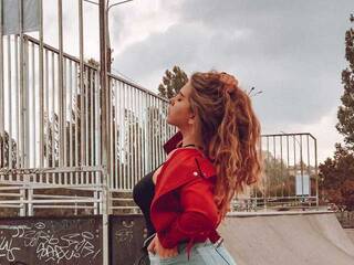 Chat vidéo érotique Hotbb4loves