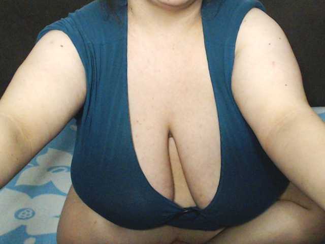 Photos hotbbwboobs Hi guys. I'm new here. Make me happy #40 flash boobs #50 oil lotion on boobs #60 flash ass #80 flash pussy #100 Snapchat #150 naked #170 finger pussy #200 Dildo in pussy
