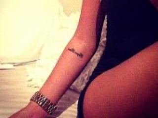 Chat vidéo érotique hotkissa