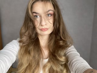 Chat vidéo érotique HotNina19