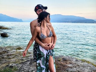 Chat vidéo érotique HotSexyCouple0688