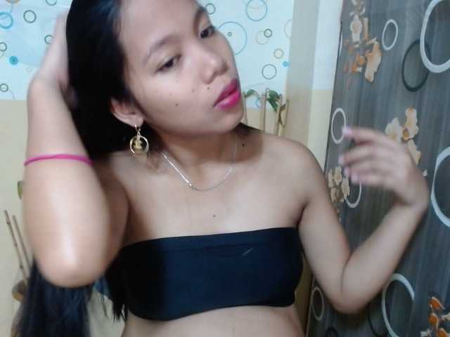 Photos HotSimpleAnne i dont show for free send me all your tokens i can give u a good show u want and i can give u a fantasy ..