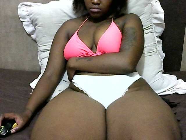 Captures d'écran de diffusion hugethickt