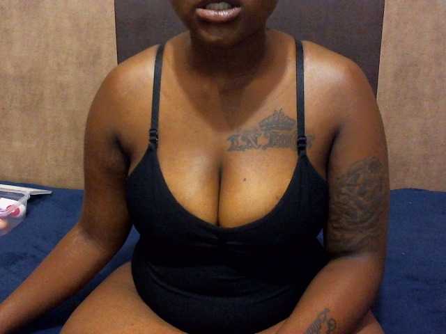 Captures d'écran de diffusion hugethickt