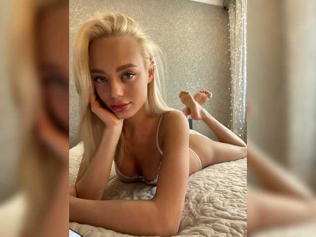 Photos hungrykitty1 Hi) Lovense from 5 tokens) I only go to Privat and Full Privat) Privat less than 5 minutes - BAN.