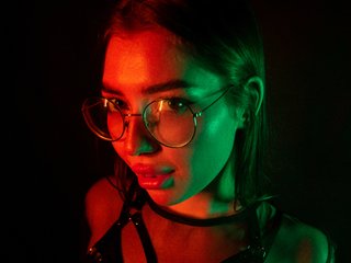 Chat vidéo érotique iampiggygirl