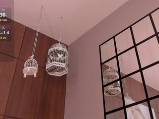 Chat vidéo érotique ImaniOkoye