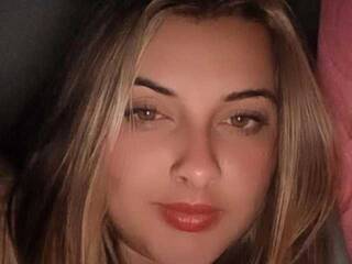 Chat vidéo érotique imnoModelIris