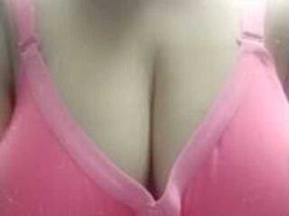 Chat vidéo érotique IndianEsha