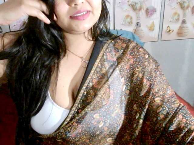 Photos Indianivy2 hey guys come have fun with me