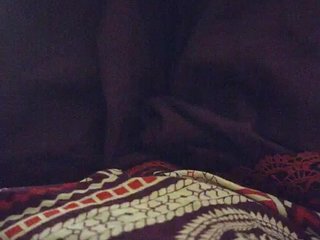 Chat vidéo érotique IqraQueen