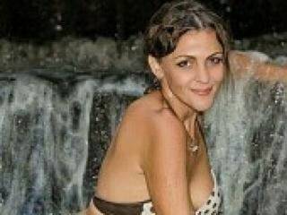 Chat vidéo érotique irisha2