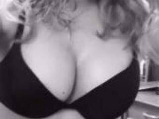 Chat vidéo érotique iriska844