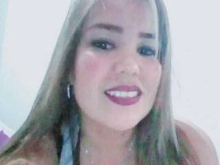 Chat vidéo érotique isabella077