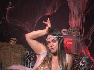 Chat vidéo érotique IsabellaHarle