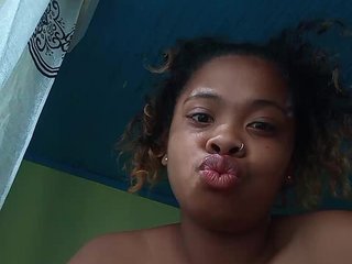 Chat vidéo érotique IsabellahSexy