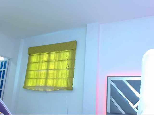 Captures d'écran de diffusion IsaPetite1